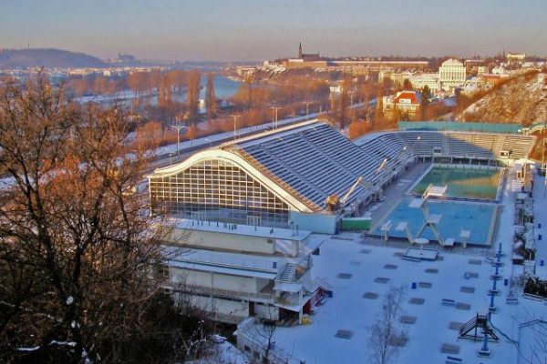 Plavecký stadion Podolí